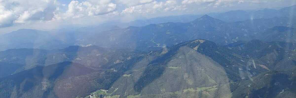 Flugwegposition um 10:20:13: Aufgenommen in der Nähe von Gemeinde Rohr im Gebirge, 2663, Österreich in 1626 Meter